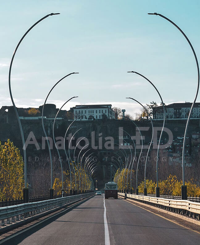 Anatolia LED | Diyarbakır Büyükşehir Belediyesi Fiskaya Köprüsü Ant-Still Modeli Dekoratif Aydınlatma Yapım İşi / 2021