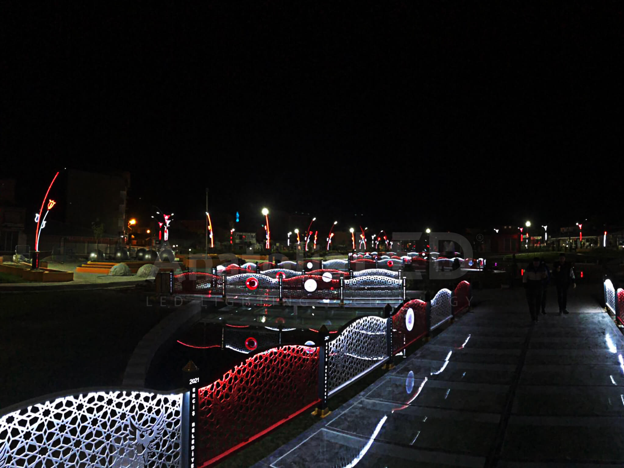 Anatolia LED | Erciş Millet Bahçesi Dekoratif Ledli Korkuluk Yapım İşi – 2021