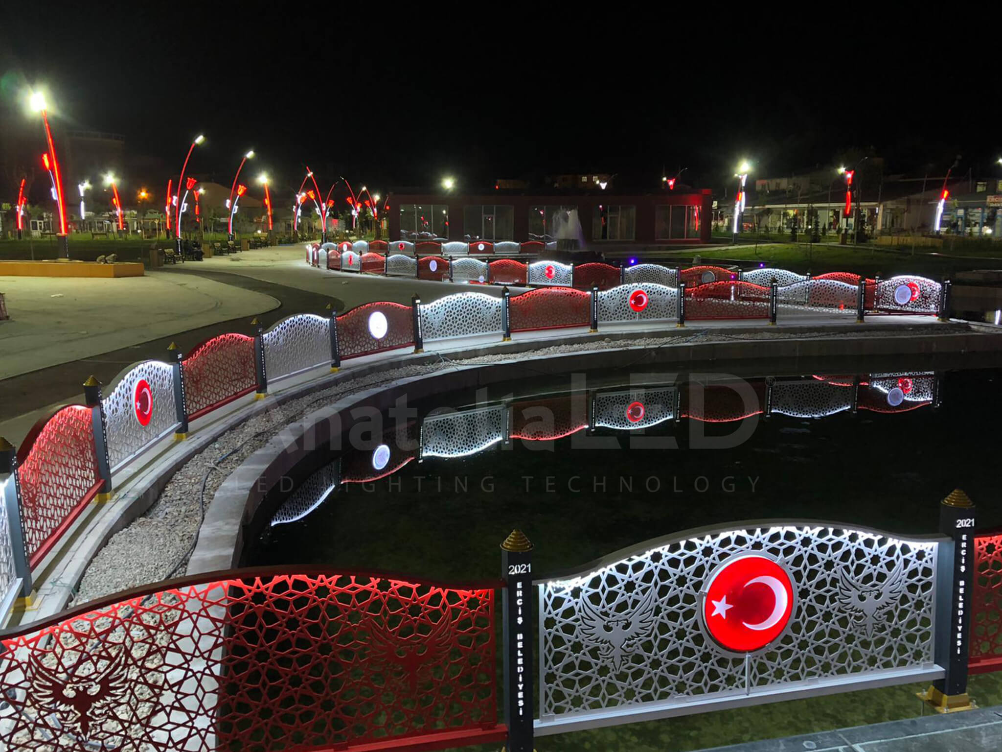 Anatolia LED | Erciş Millet Bahçesi Dekoratif Ledli Korkuluk Yapım İşi – 2021