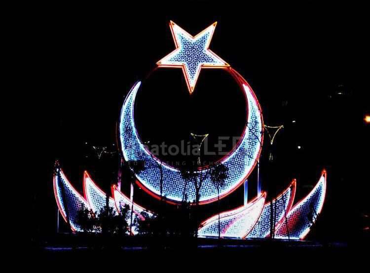 Anatolia LED | Kocaeli Büyükşehir Belediyesi – Gebze 8 Metre Ay Yıldız Model Şehir Görseli