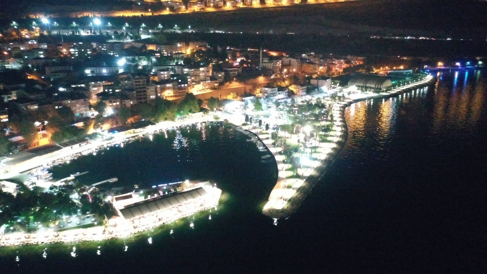 Anatolia LED | Kocaeli Büyükşehir Belediyesi Hereke Sahili Çevre Aydınlatması Yapım İşi – 2021