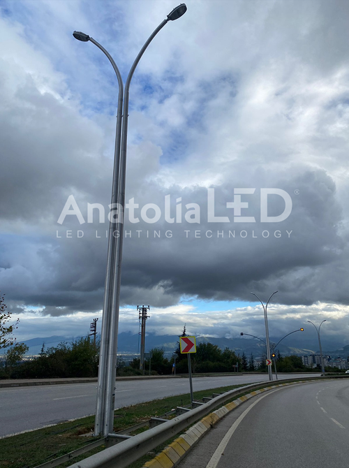 Anatolia LED | Kocaeli Büyükşehir Belediyesi Konik Direk Projesi