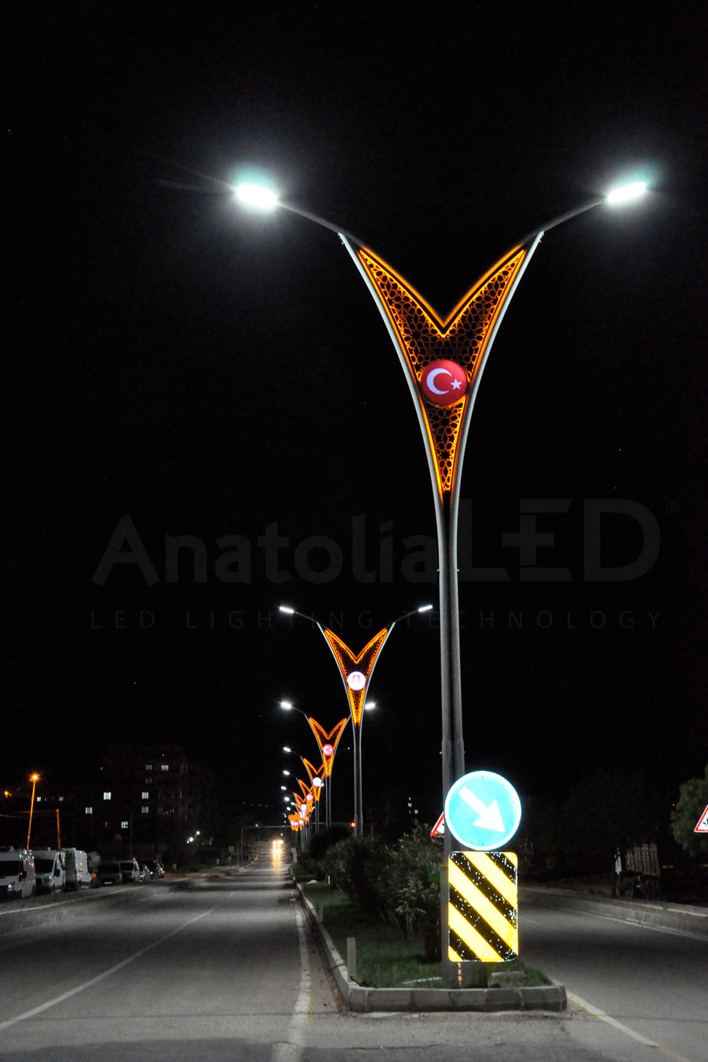 Anatolia LED | Mardin Derik Belediyesi Dekoratif Ledli Yol Aydınlatma Yapım İşi / 2019