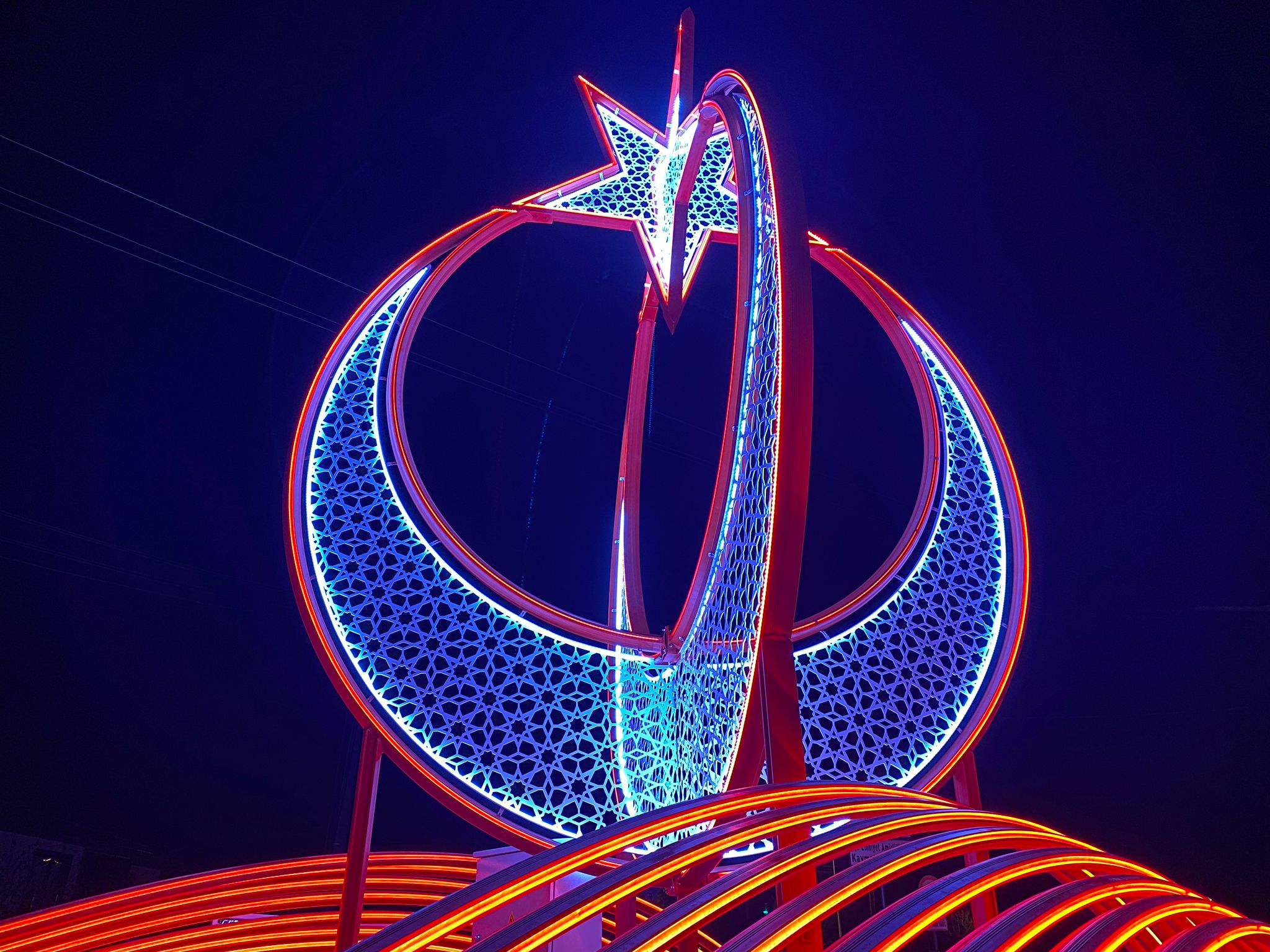 Anatolia LED | Sakarya Büyükşehir Belediyesi 6 Metre Gövde ve Motif Ledli Şehir Görseli Yapım İşi – 2023